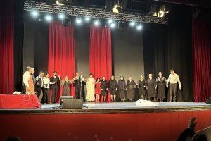 El grupo de teatro de Rioja tras representar con éxito la obra Lorquianas en el Centro Cultural de la Villa de Gádor en noviembre.