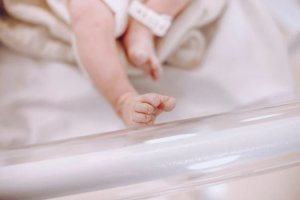 Imagen de archivo de un bebé.