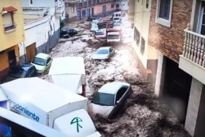 Imagen de las inundaciones en Almería y que la película de ficción sitúa en Madrid.