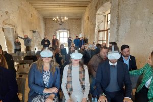 Las delegadas Aránzazu Martín y Rebeca Gómez, han presidido el acto de presentación de esta visita virtual.