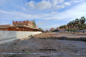 En esta zona, una vez que se urbanice, se colocarán las dársenas para la estación provisional de autobuses mientras duren las obras 