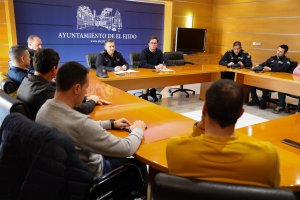 Reunión de la Junta de Mandos de la Policía Local en El Ejido.