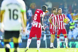 Pasa el tiempo en el Almería y no pasa nada.