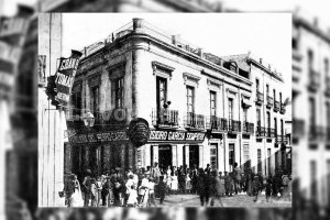 Esquina de la calle de las Tiendas con la del Santo Cristo a comienzos del siglo XX.