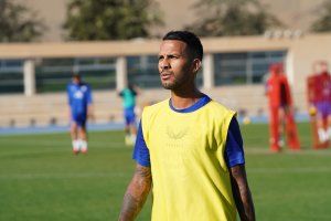 Jonathan Viera ha venido con fuerza al Almería y quiere debutar el lunes en casa.
