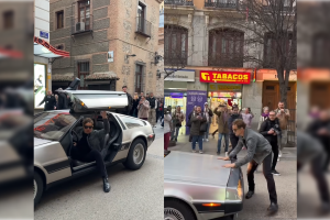 David Bisbal llega al concierto de LOS40 Básicos conduciendo un DeLorean.