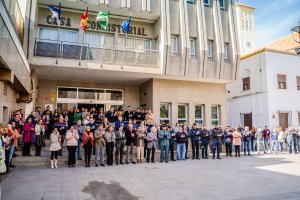 Los asistentes al homenaje.