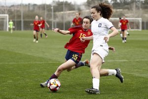 Carla en la segunda mitad del encuentro que medía a España con Francia.