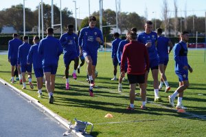 La última sesión del Almería en el campo Anexo antes de viajar a Granada.