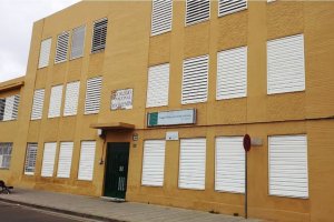 Imagen de archivo del exterior del colegio de San Valentín.