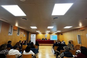 Juan de la Cruz Belmonte en la presentación del proyecto educativo \'Héroes del Fast\'.