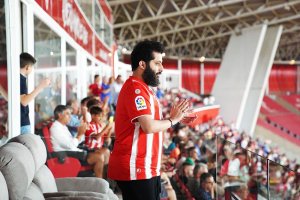 Turki animando la pasada temporada en el Almería 2 Sevilla 1.