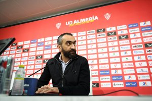 Mohamed El Assy, brazo fuerte de Turki, confía en la plantillan para no pasar a la historia como el peor equipo de Primera.