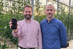 Francisco Javier Fernández, cofundador del proyecto y Eduardo Estrella, cofundador y responsable tecnológico del proyecto