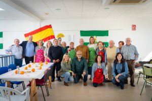 La celebración en uno de los núcleos vecinales en Roquetas de Mar.