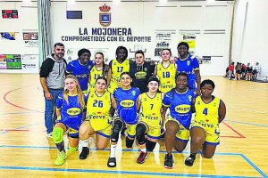 Aquí el CB La mojonera en la categoría juvenil femenina