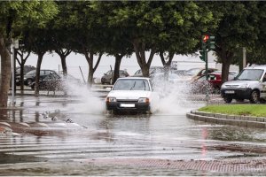 Imagen de un día de lluvia en la capital.