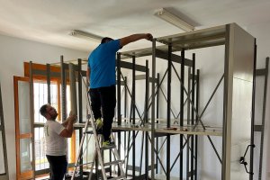 Trabajos para el traslado del archivo municipal de Dalías.