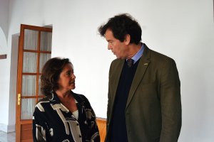 Juan José Salvador con la consejera de Salud, Catalina García.
