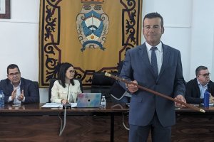 El alcalde de Carboneras, Salvador Hernández, tras la moción de censura del pasado viernes.