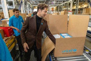 Desde 2004, David Bisbal colabora activamente con UNICEF en diferentes campañas e iniciativas.
