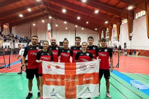 El Mercapinturas en el pabellón de Cáceres