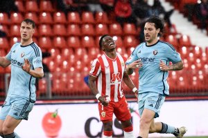 Ramazani se desespera en una jugada del Almería-Osasuna.