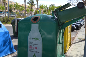 Uno de los iglús situados en el término de Vícar.