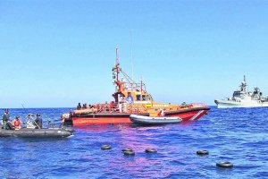 Imagen de archivo de la ‘Operación Indalo’ en el Mar de Alborán contra la inmigración irregular.