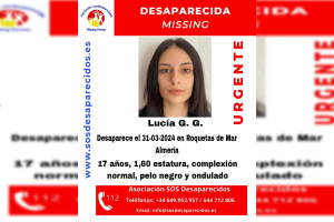 Cartel de búsqueda de la joven desaparecida.