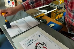 Sello conmemorativo del centenario de la última visita de San José María Rubio a Dalías.