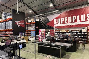 En calle Mármoles 21, Almería.