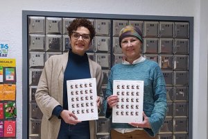 Correos presenta los nuevos sellos con la imagen titular de la Hermandad de \'Los Esclavos\' de Velez-Rubio.