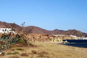 Playa de Los Escullos.