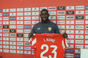 Koné llegó para ser el nuevo Touré pero no ha convencido y además sufrió una grave lesión de tobillo.