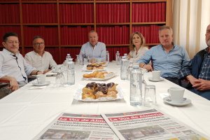 Antonio Bernardo García, Ángel Barranco, Pedro M. de la Cruz, Yolanda Hidalgo, Manuel León y Antonio Bretones participaron en este primer encuent