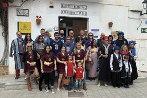 Representantes de las diferentes asociaciones y parte del equipo de Gobierno se han reunido en el Ayuntamiento de Mojácar.