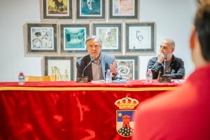 El autor en el encuentro.