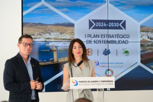 José Luis Doucet y Rosario Soto presentando el plan