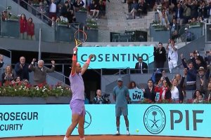 Rafa Nadal celebrando su victoria en Madrid este lunes. Foto: RTVE.