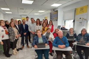 Visita técnica de la Delegada del Gobierno de la Junta en Almería al Punto Vuela de Macael.