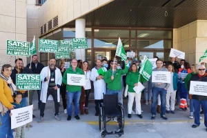 Protesta semanas atrás en el Centro de Salud de Albox.