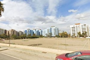 Parcela sobre la que se levantará el espacio comercial