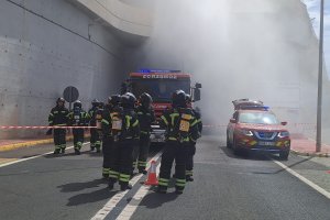 Incendio en el interior del túnel de La Parra.