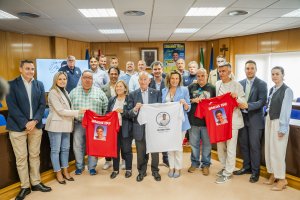 Todos los representantes del homenaje a Edu en la alcaldía de Roquetas