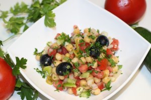 Ensalada de garbanzos para empezar la semana.