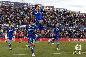 Jaime Mata celebrando el gol en el Coliseum Alfonso Pérez
