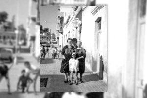 El Paseo de Versalles a finales de los años sesenta. Al fondo se pueden ver las casillas del Barrio de la Caridad, coronándolo por el norte.