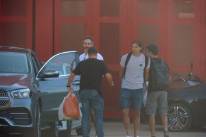 Vicente Moreno y Dani Pendín saliendo del Mediterráneo.