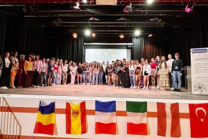 Participantes en el Programa Erasmus +, este lunes en Huércal de Almería.